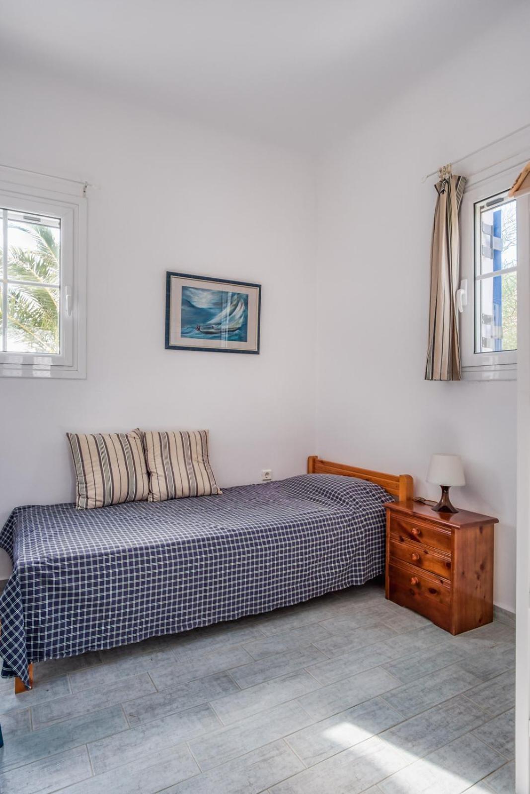 Villa Annita, With Extraordinary View Near The Sea Finikas  Exterior foto